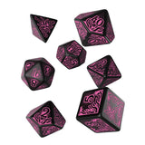 Q-Workshop: Call of Cthulhu: 7th Edition Dice Set - Black &  Magenta (7)