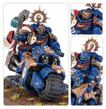 Warhammer 40,000: Space Marines - Captain on Bike
