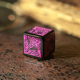 Q-Workshop: Call of Cthulhu: 7th Edition Dice Set - Black &  Magenta (7)
